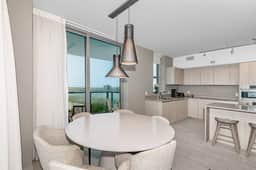 Stunning Luxury Waterview Condo in Hollywood #1708