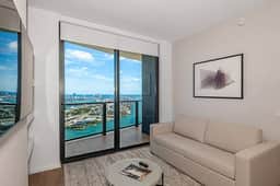 Lux 2 BD Condo with Breathtaking Views #4511