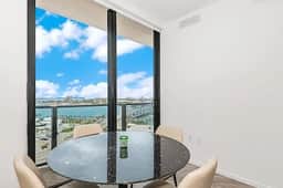 Lux 3 BD Condo in Biscayne Blvd #1409