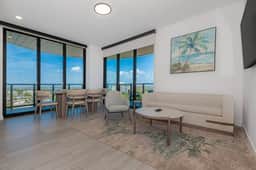 Skyline Serenity Lux 3BR Residence - Miami Beach