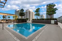 Cityline at The Crosby | High-Floor Lux Suite