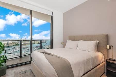 Lux 3 BD Condo in Biscayne Blvd #1409