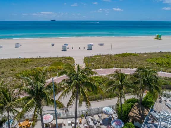 Bayview Chic Condo | 2BD on Biscayne Blvd #4417