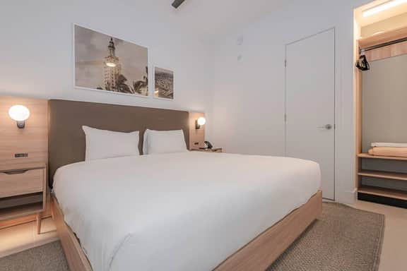 Elite 1BD Oasis in Downtown Miami #4003