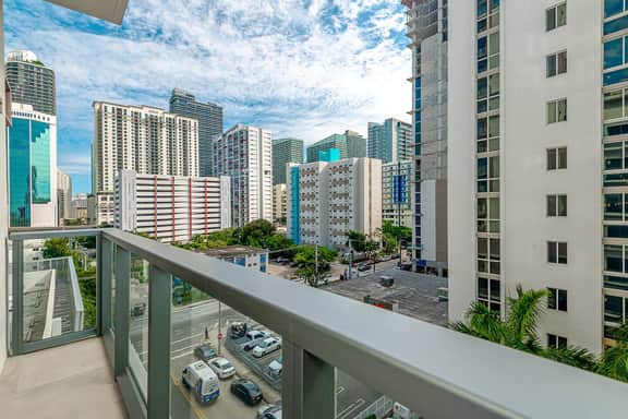 King Suite in Brickell | Walk Everywhere