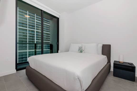 Cloud 23 Miami | 1 BR + Den Luxe Suite