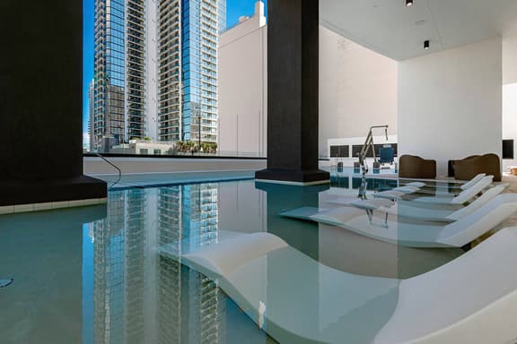 Maison 225 | Downtown Miami Luxe Retreat