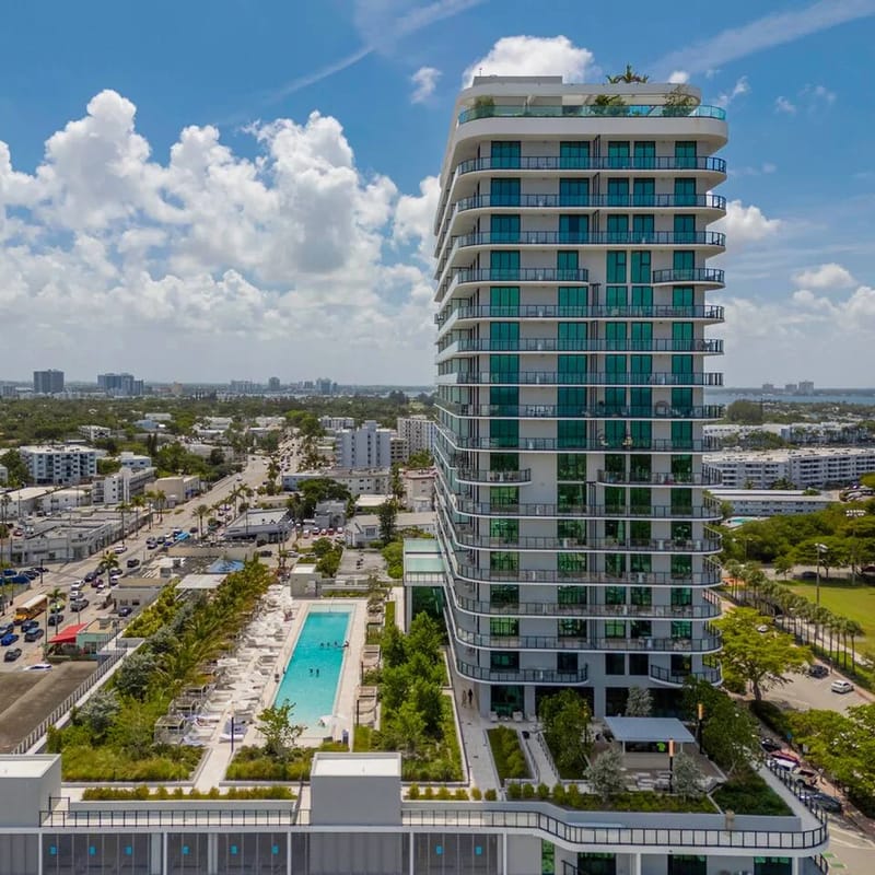 Skyline Serenity Lux 3BR Residence - Miami Beach